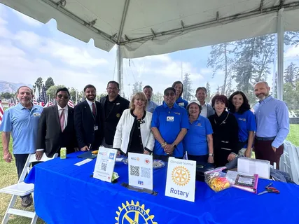 Melina Sardar with the Glendale Sunrise Rotary Club outdoors