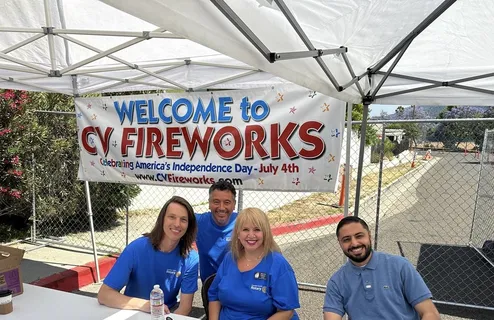 Melina Sardar volunteering at a community event